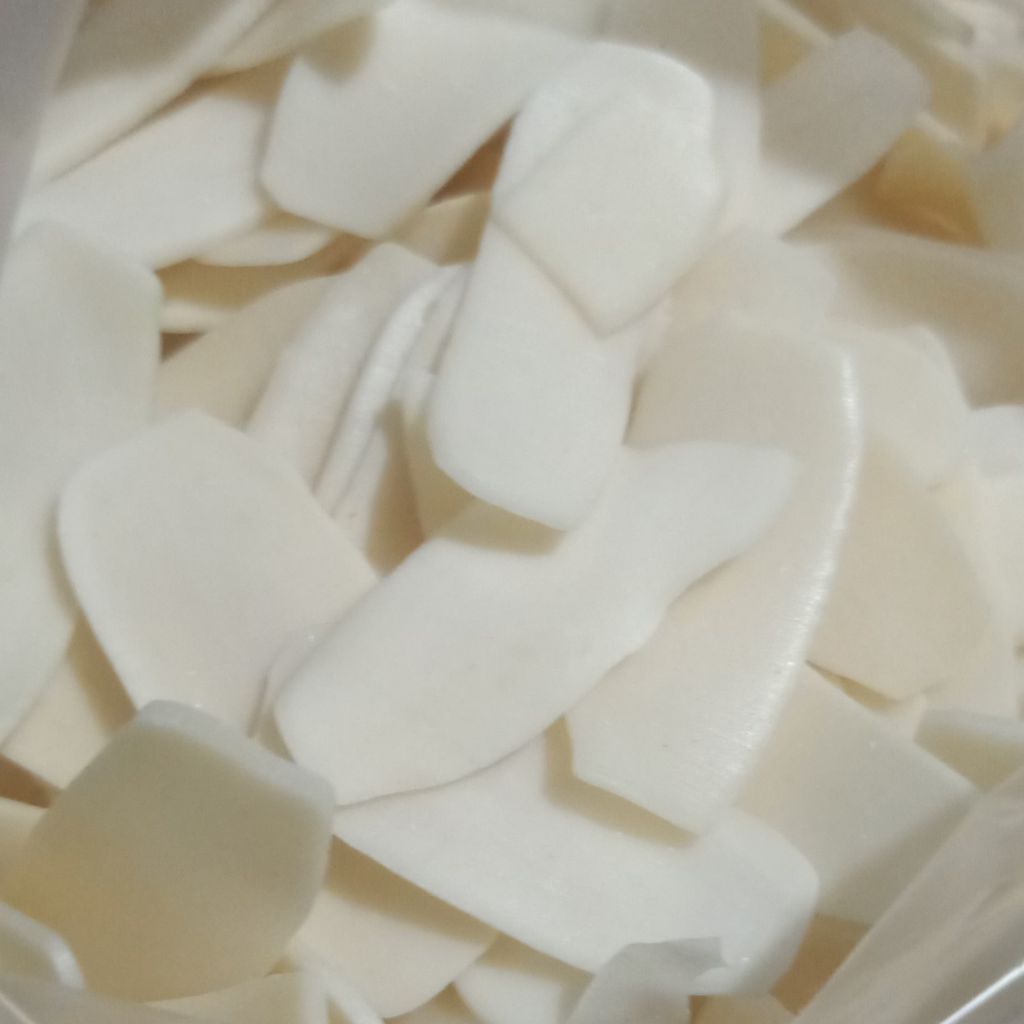 KERUPUK MENTAH KERUPUK IKAN TENGGIRI KERUPUK LIDAH IKAN TENGGIRI UKURAN 1 KG