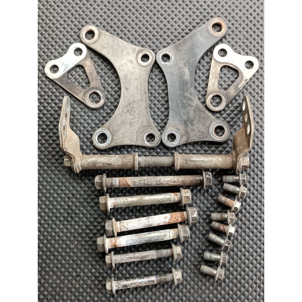 dudukan mesin atau pangkon mesin ORI copotan KLX.