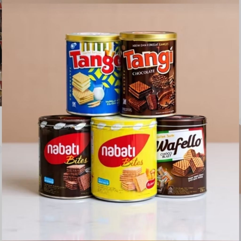TANGO WAFER KALENG 240GR/ANEKA KUE KALENG EXP 2027