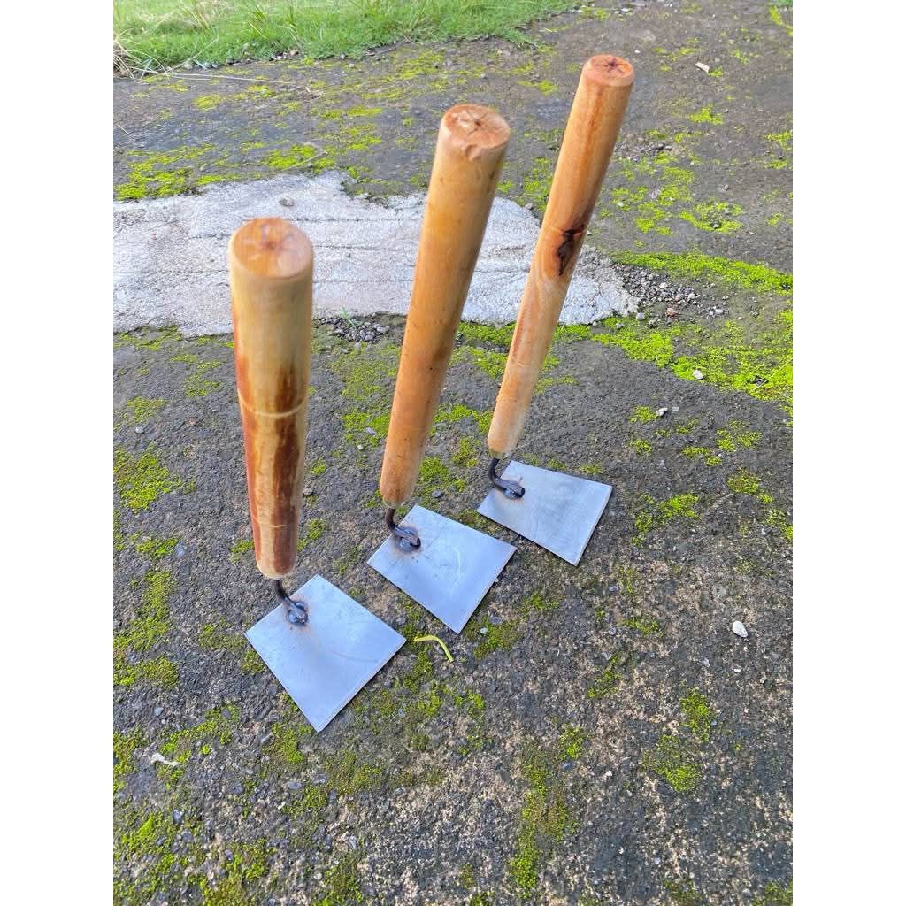 3 PCS CANGKUL mini Gagang kayu / Cangkul Garuk Rumput Tajam