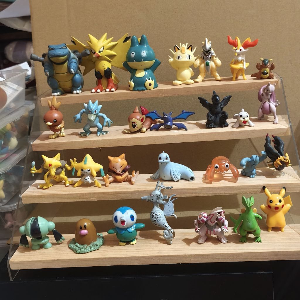 Pokemon Figure Nintendo Tomy Bandai Moncolle Mainan Anak Action Figure Pajangan Kado tcg