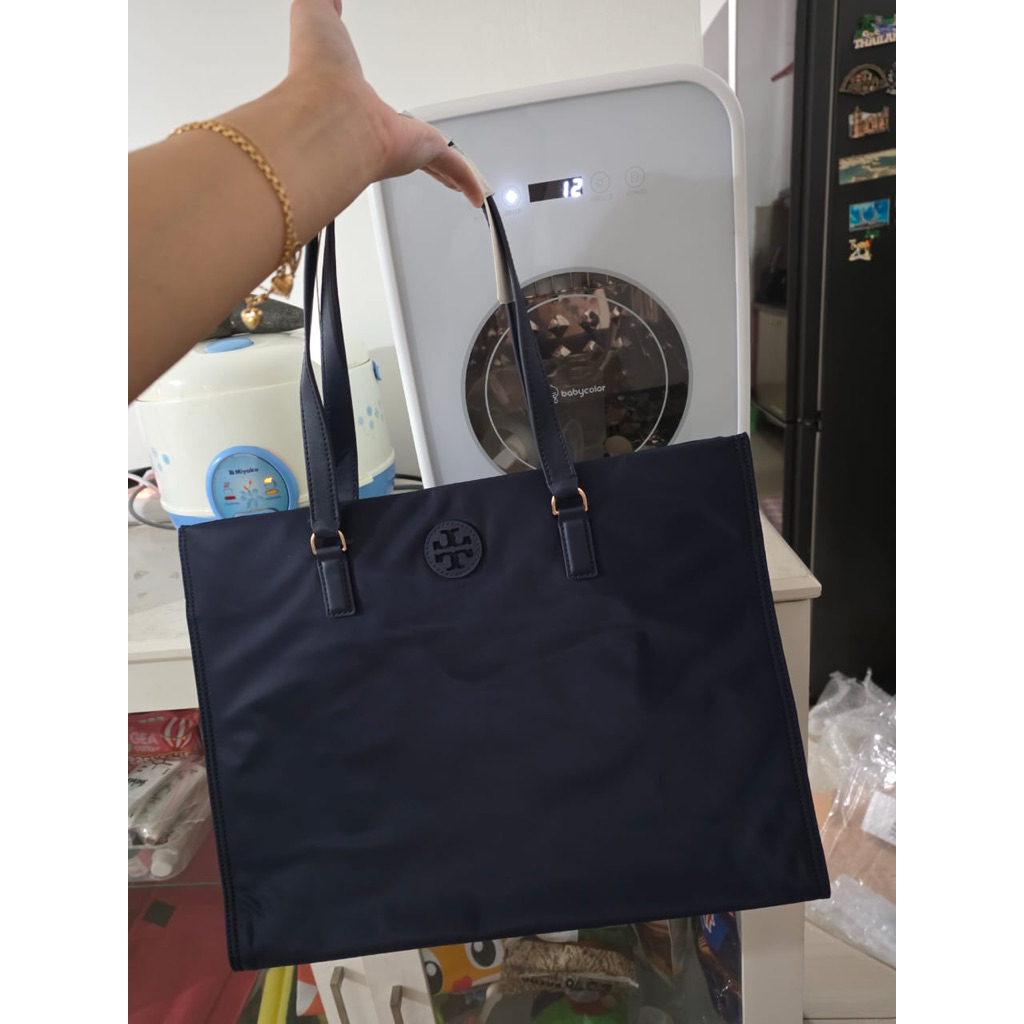 new with tag Tory burch Ella Large Tote Navy