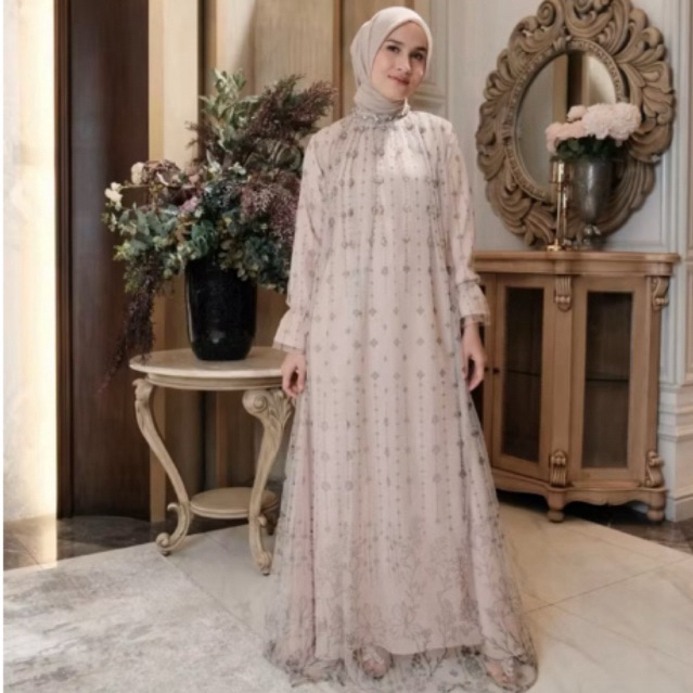 aleena dress light cream size S by javina