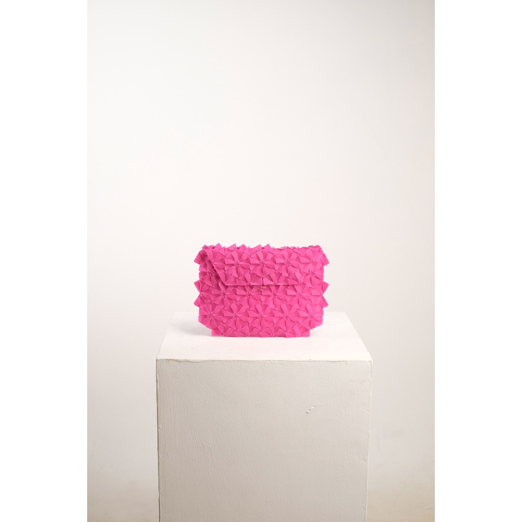 Byo Warrior Clutch in Mulberry