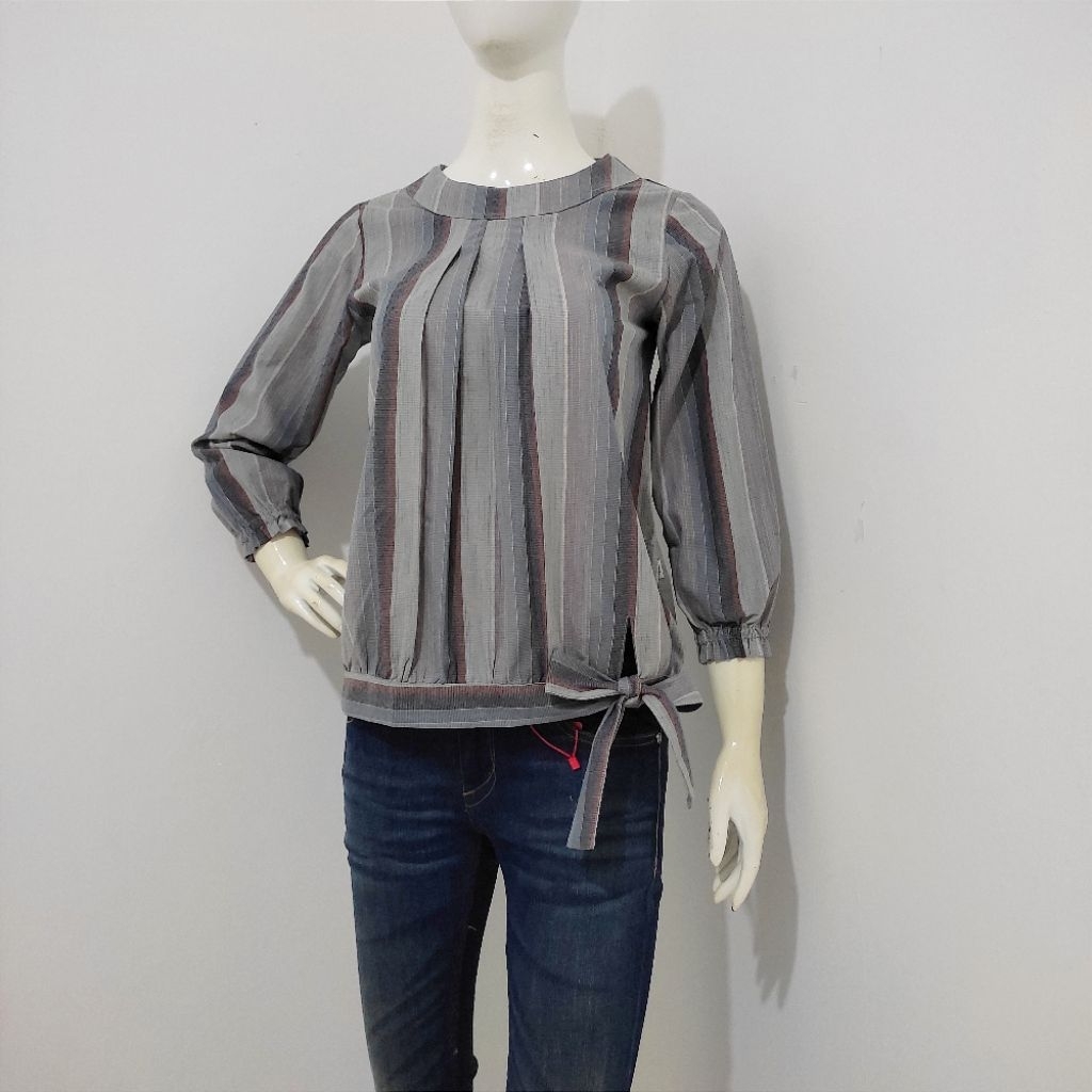 Allyzzia Blouse