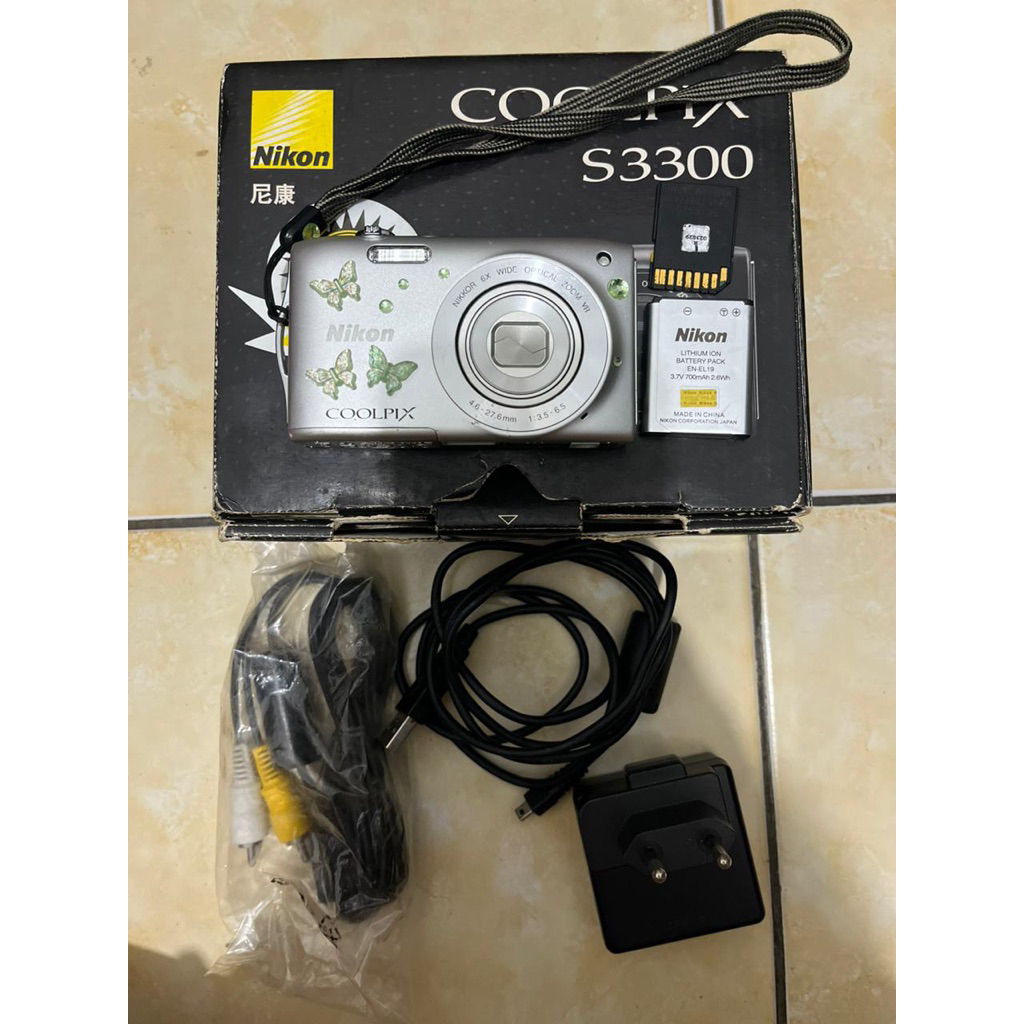 Digicam Nikon Coolpix S3300