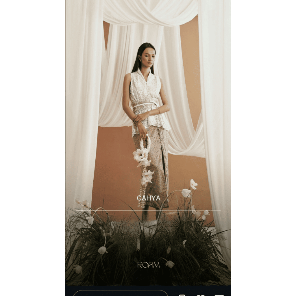 [RENT/SEWA] Dewi Roam - Cahya set