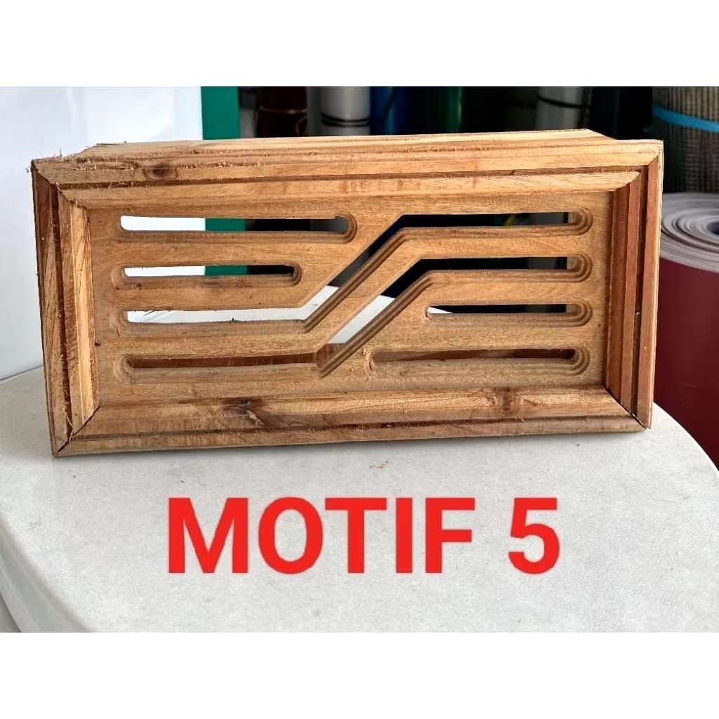Loster kayu motif / loster kayu ukir jepara / angin-angin rumah