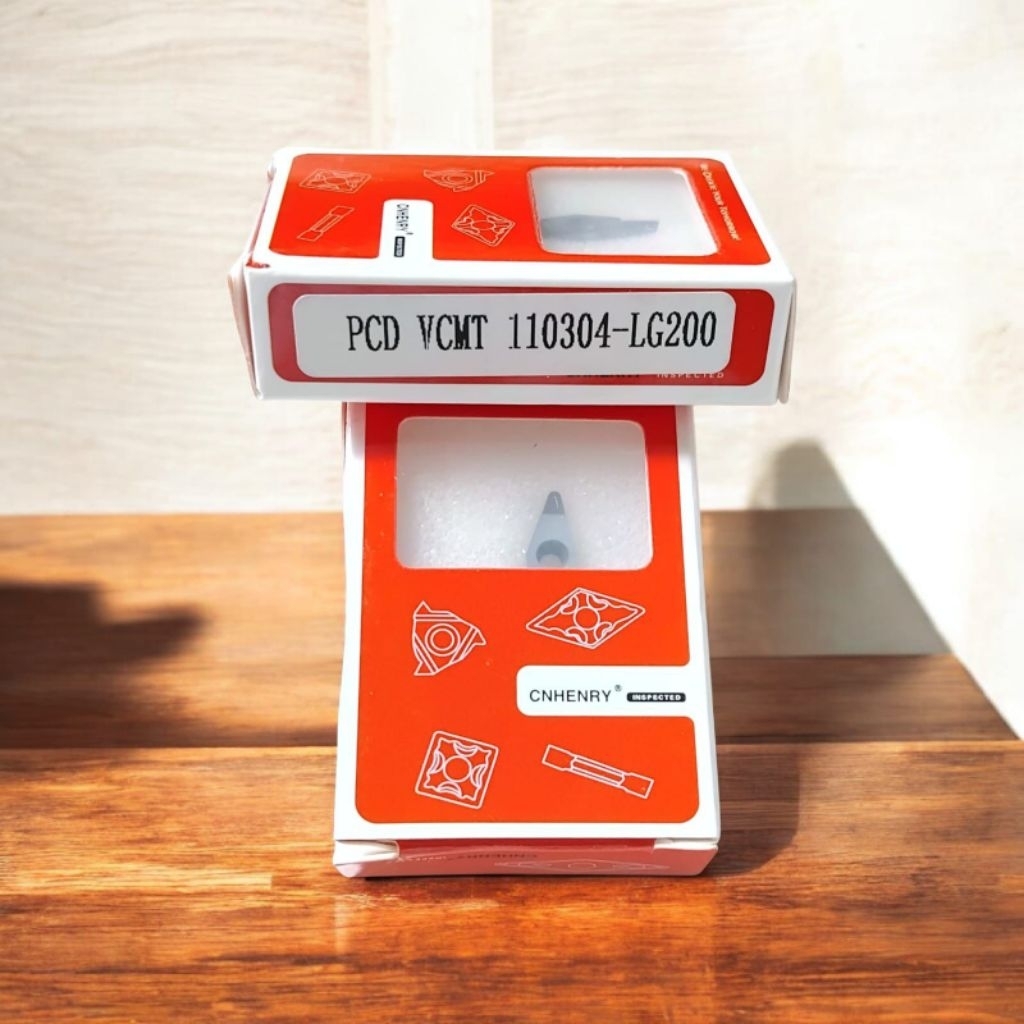 insert bubut kinclong almunium VCMT 110304 CNHENRY mata pisau bubut pcd kinclong vcmt11 vcgw11 radiu