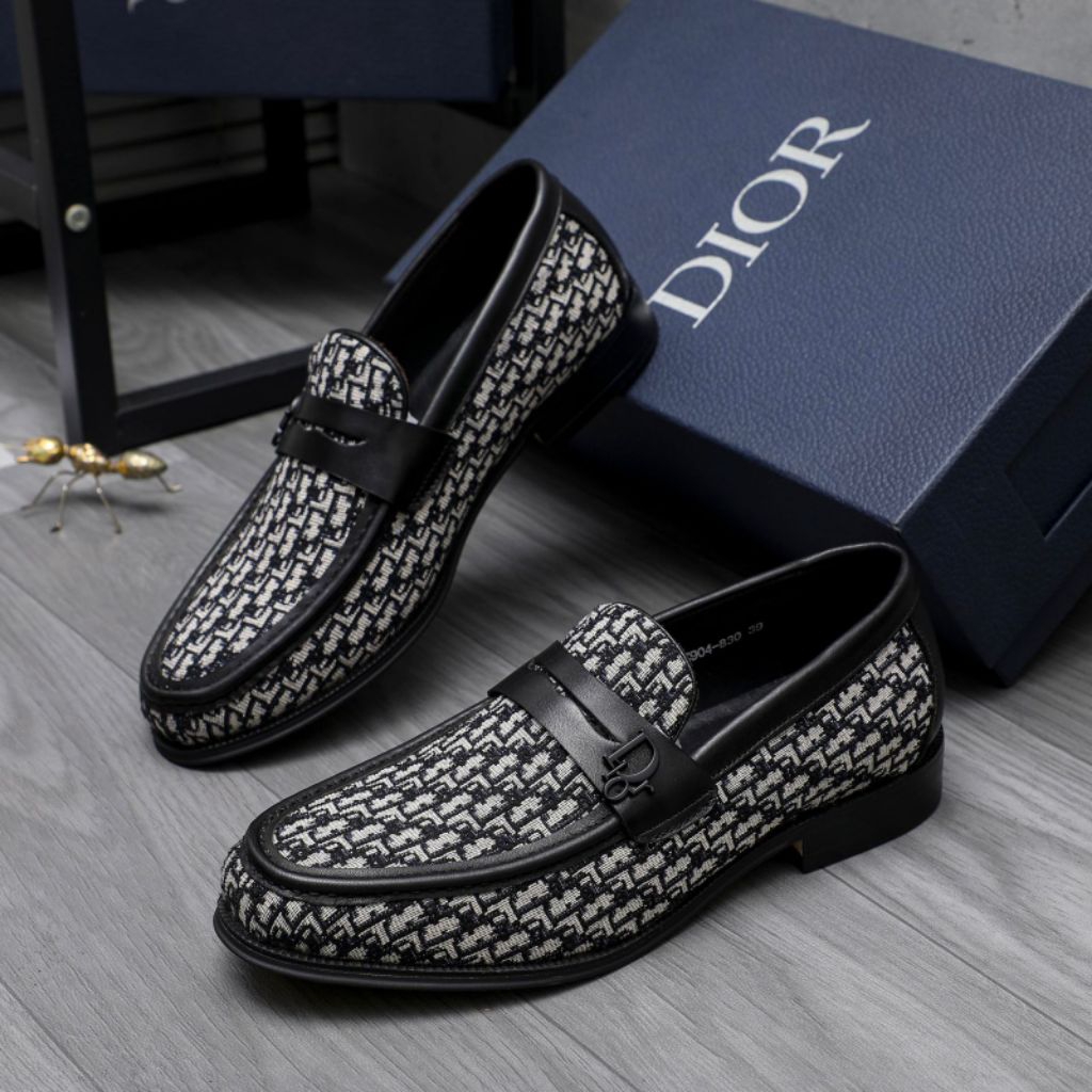 SEPATU PANTOFEL PRIA DIOR77704 VIP