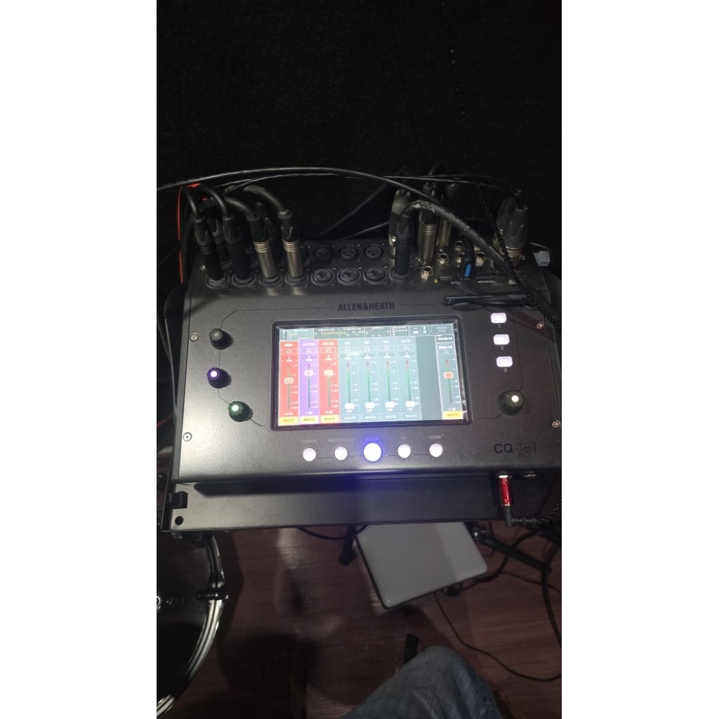 Mixer Digital Allen & Heath CQ18T Second Like New No Midas Behringer Yamaha