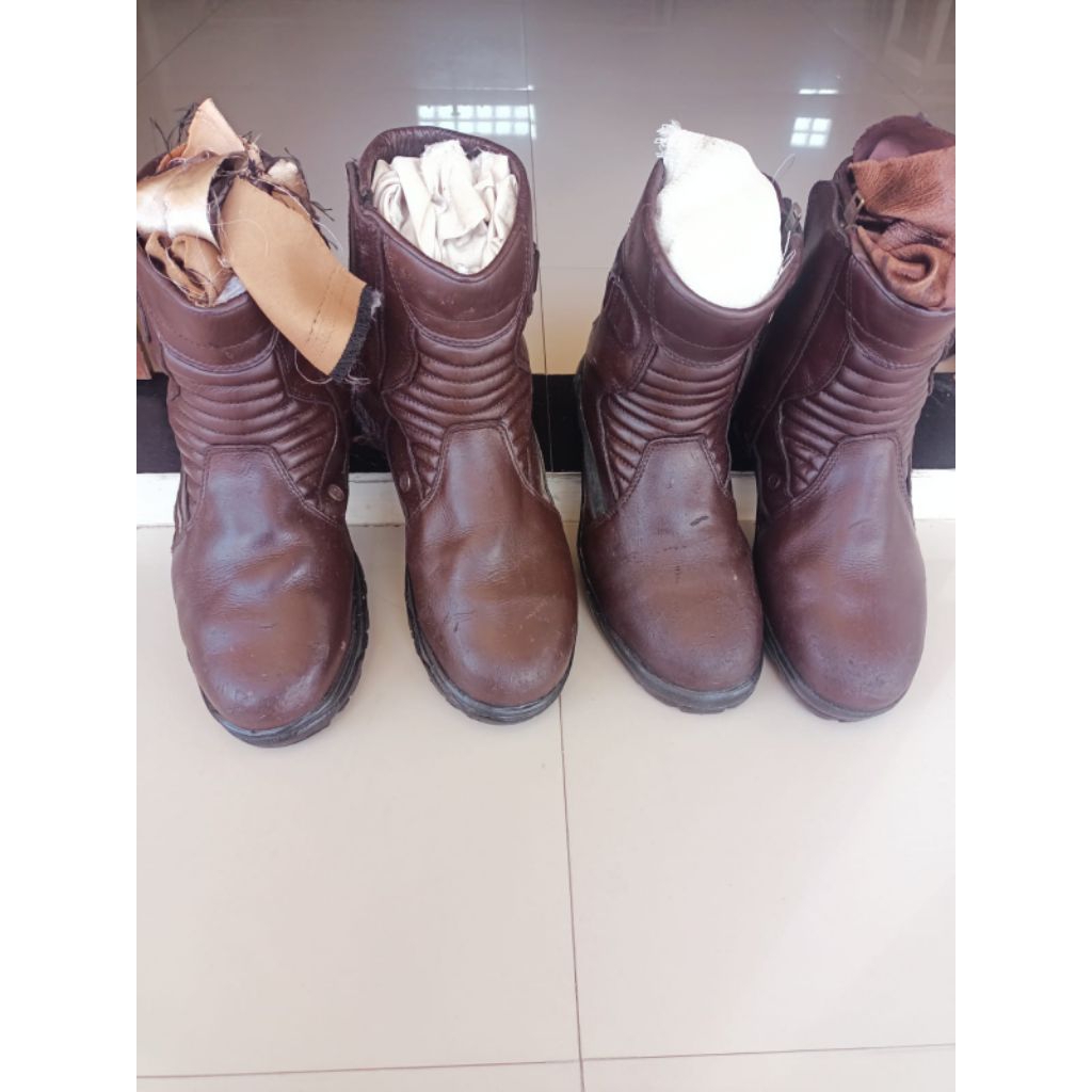 sepatu safety bekas berkualitas asli kulit