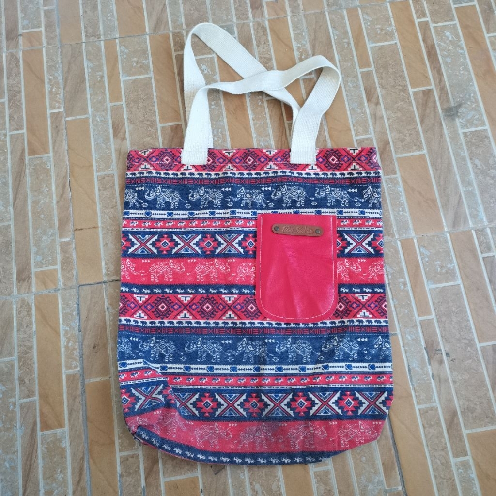 1449. TOTEBAG MOTIF NAVAJO  PRELOVED