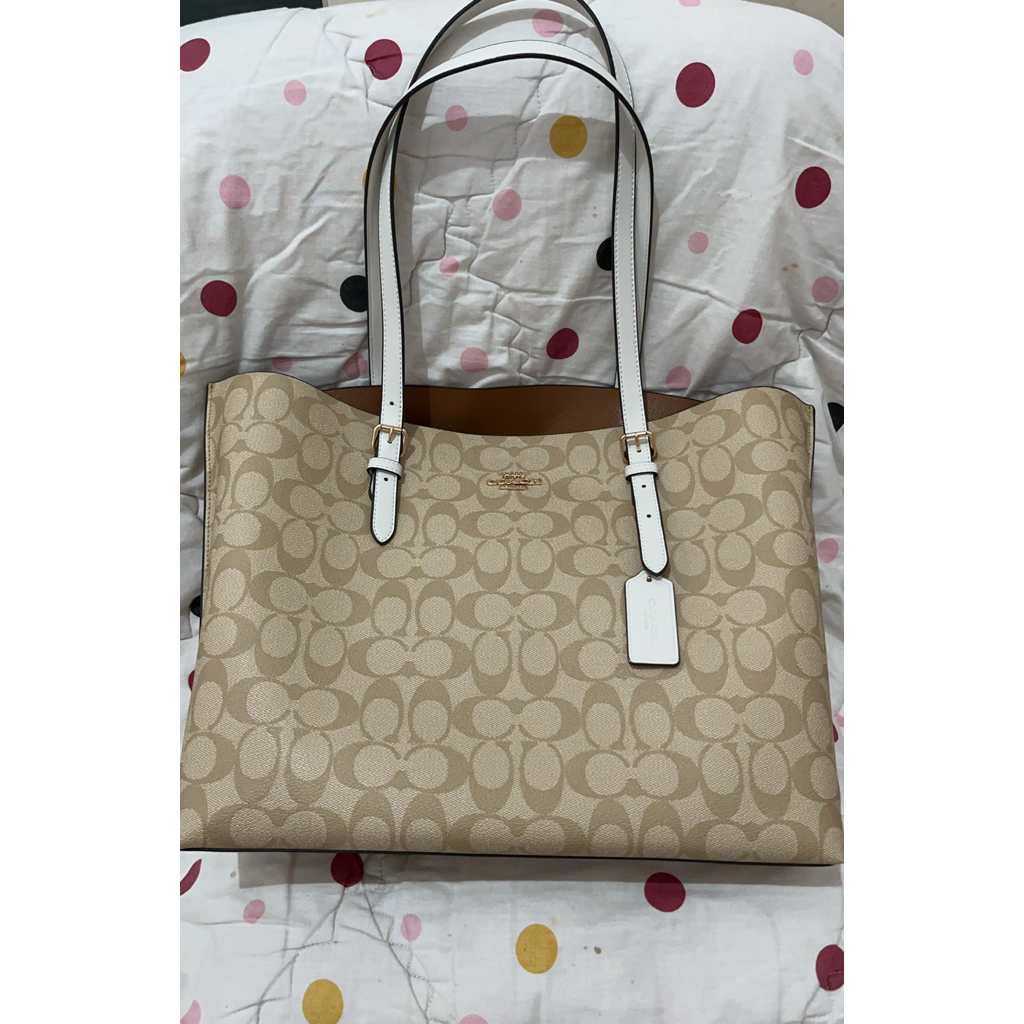 preloved coach mollie