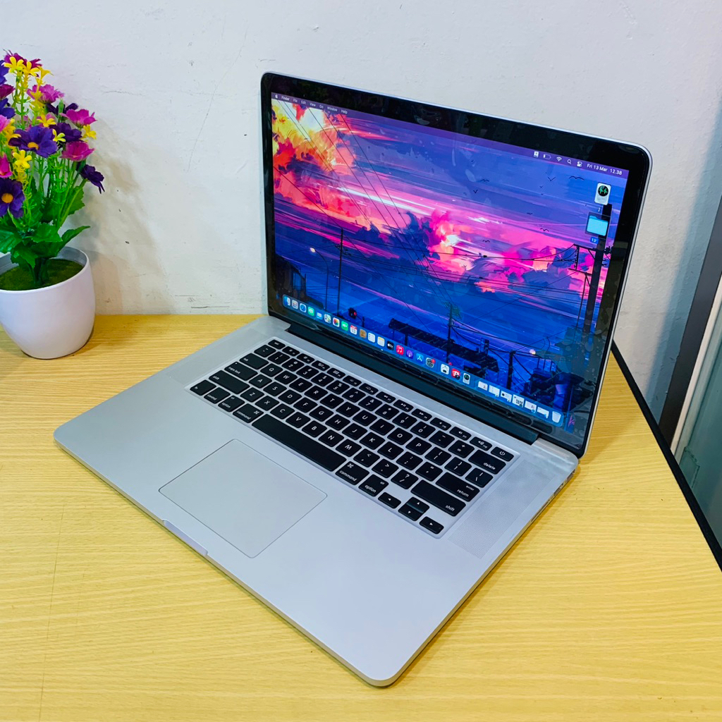 [PROMO] Macbook Pro Retina 2013/2014 15inch core i7. Ram 16gb Ssd 512gb. varian