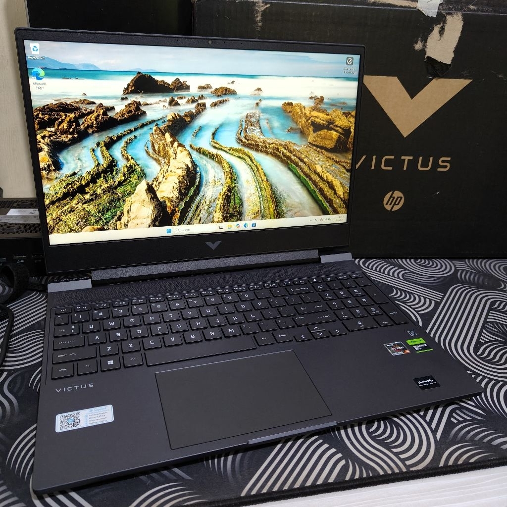 HP Victus 15 Ryzen 5 7535hs RTX2050 Garansi Resmi laptop Gaming RTX 2050