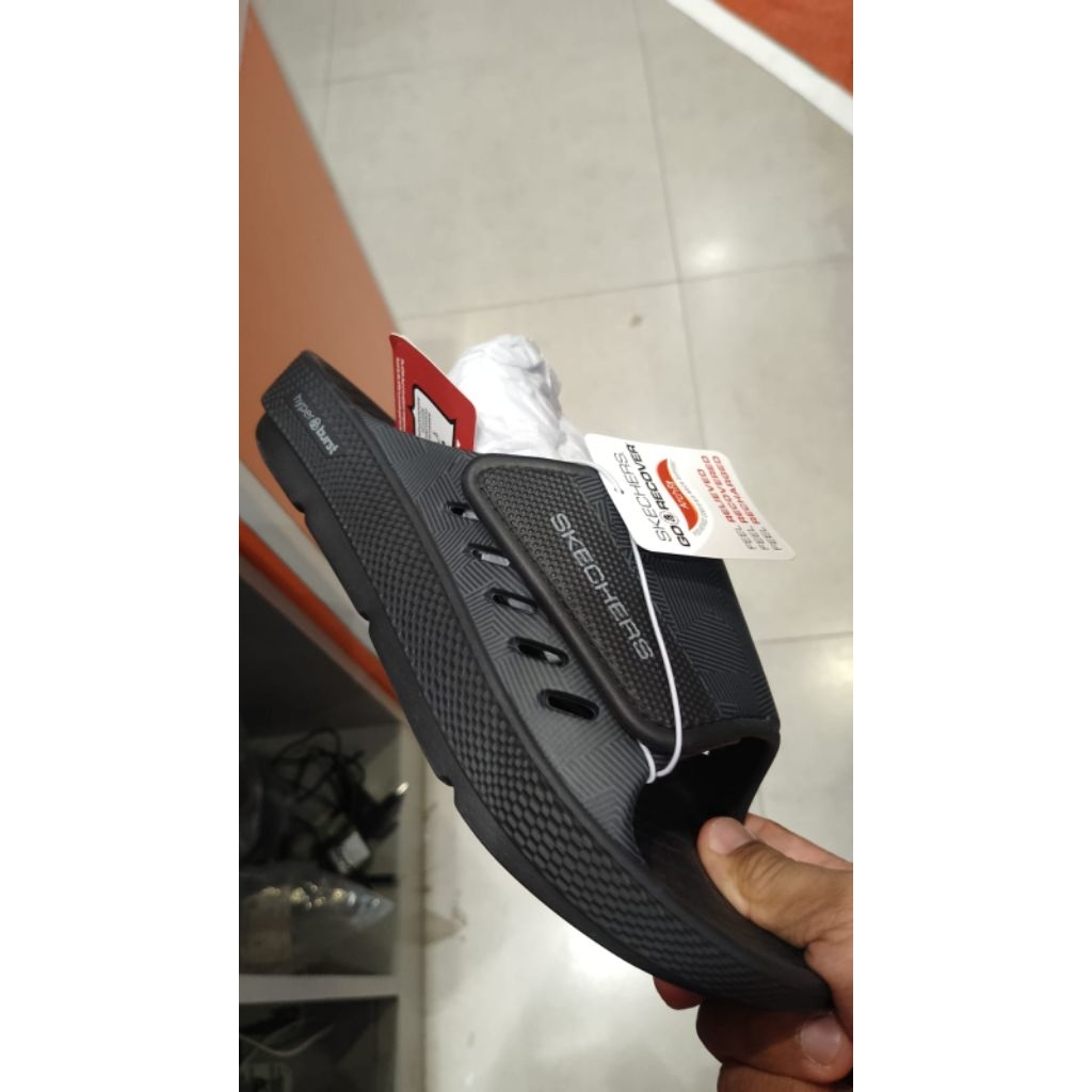 Sandal skechers for men original