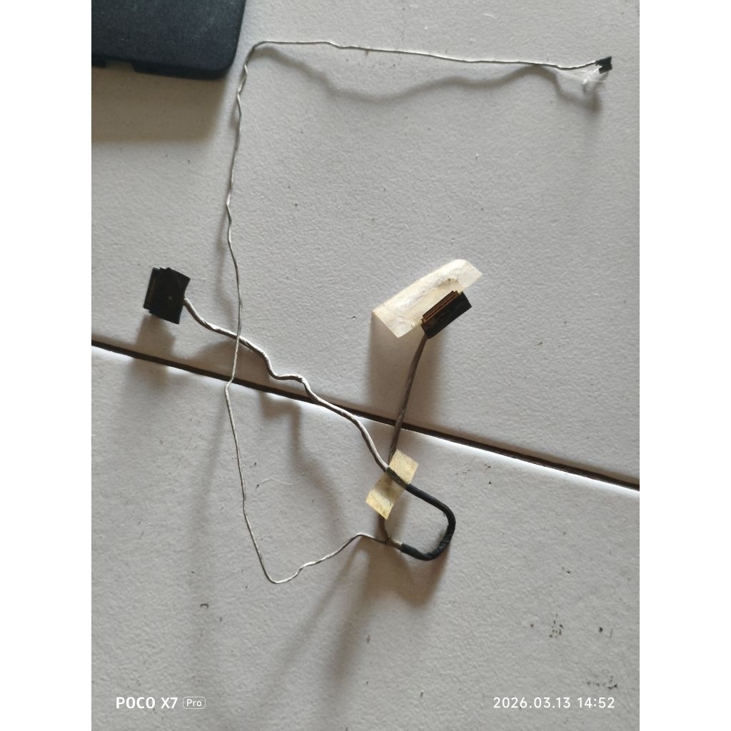 fleksibel lcd laptop Lenovo Ideapad 100 15iby ori