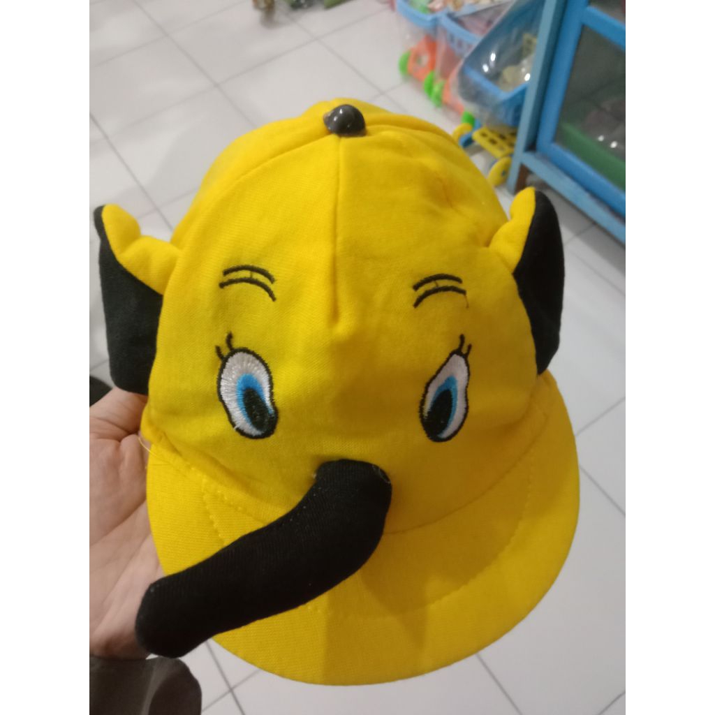 TOPI KARAKTER GAJAH ANAK 1-2 TAHUN