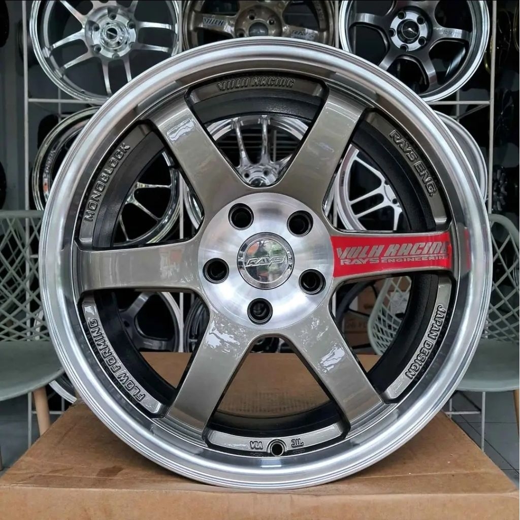 Velg volk rays Te37 ring 17x8 hole 5x114,3 offset 40 Ej titan polish