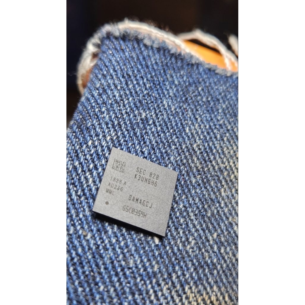 ic ram 6gb  K3UH6H6  DDR 4 tested