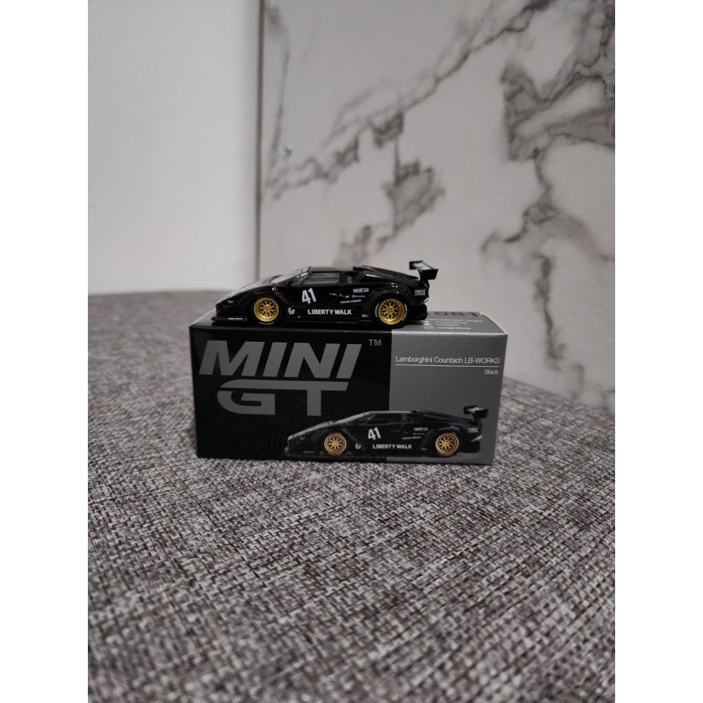 Mini GT Lamborghini Countach LBWK Loose