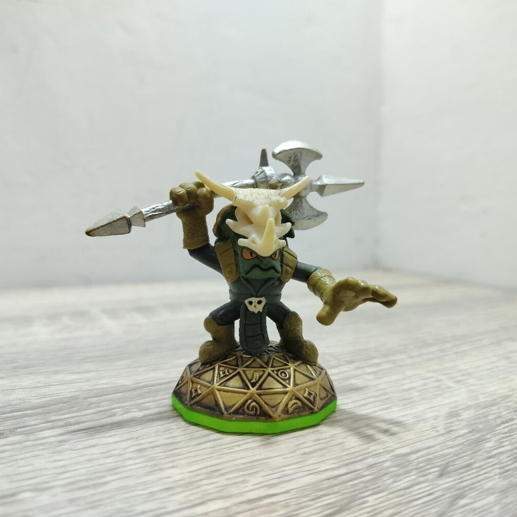 skylanders voodood action figure