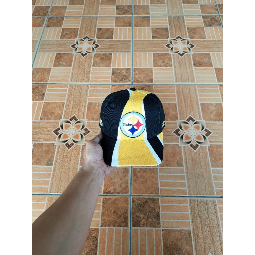 TOPI REEBOK X NFL STEELERS