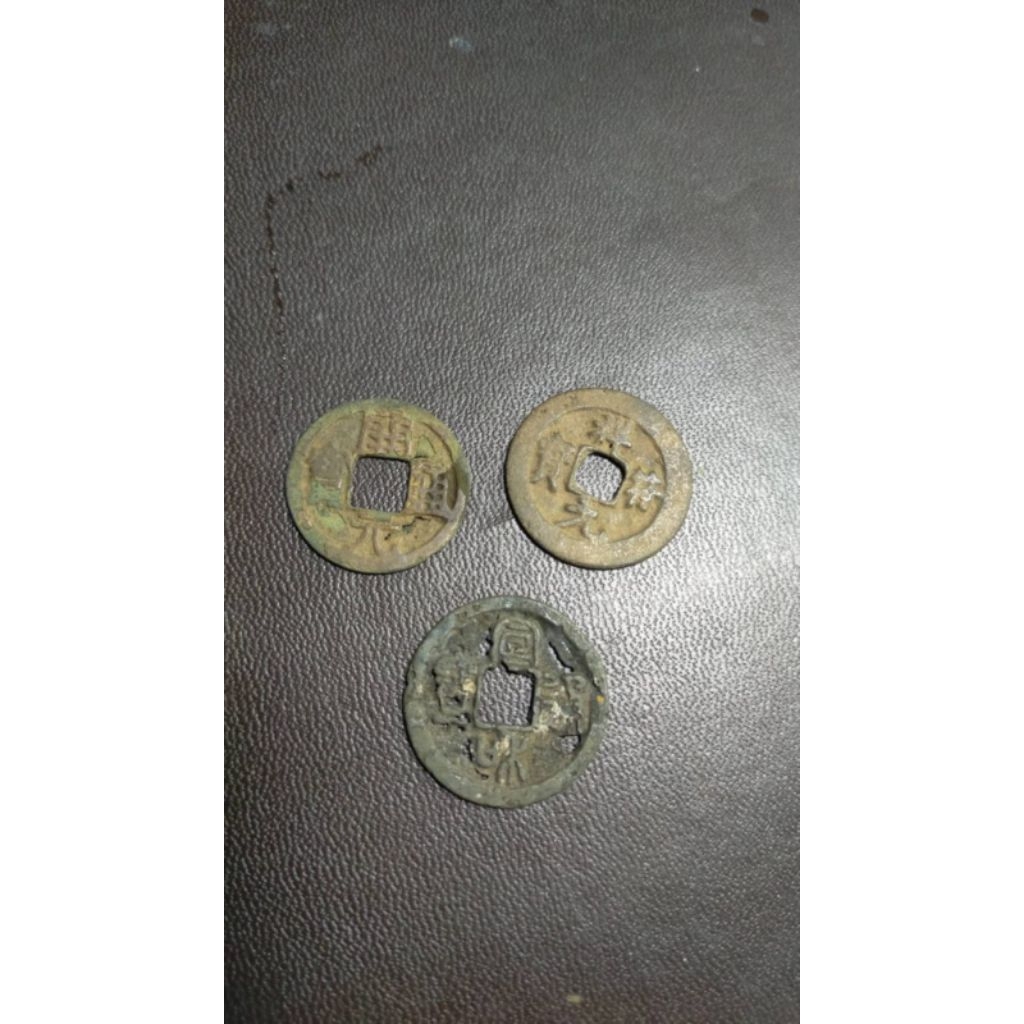koin cina temuan antik lawas