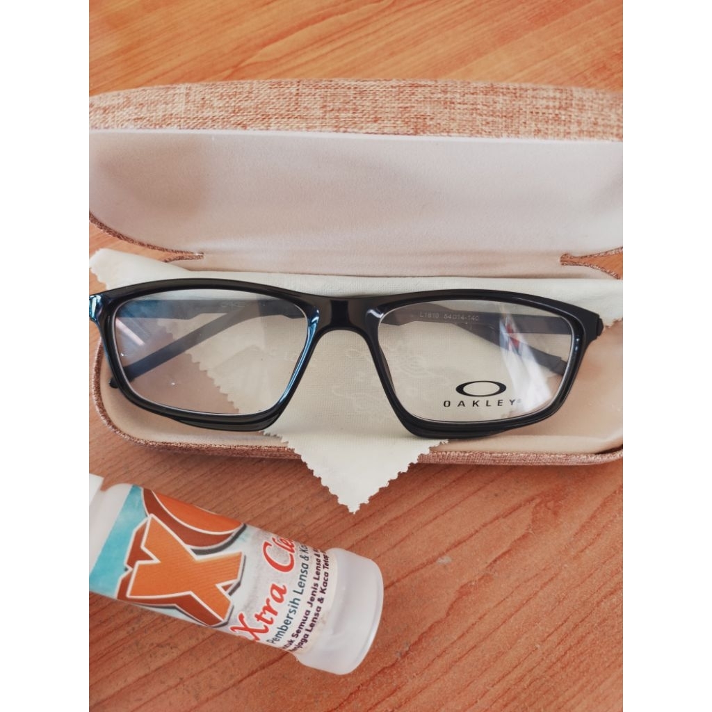 FRAME KACAMATA OAKLEY GAGANG HITAM