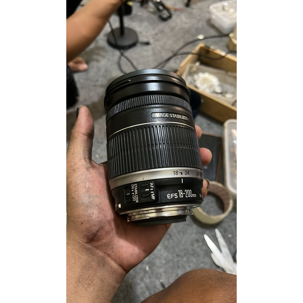 LENSA CANON 18-200 MM IS