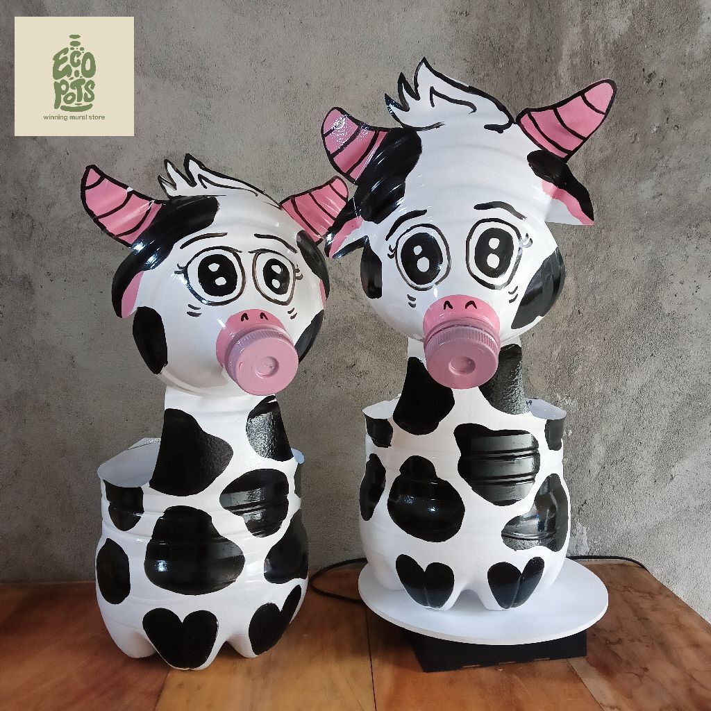 Prakarya pot galon le minerale angguk-angguk karakter Sapi