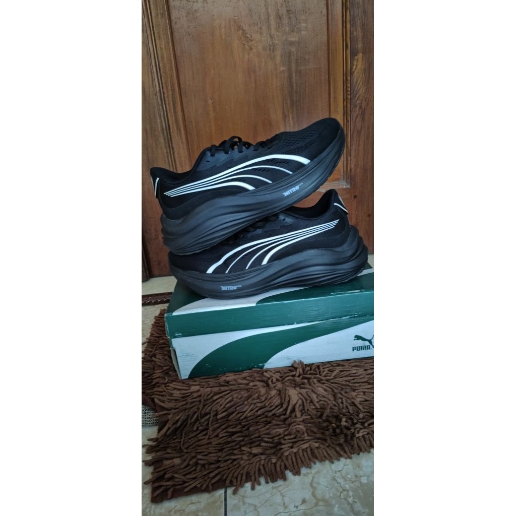 PUMA NITRO MAGMAX BLACK