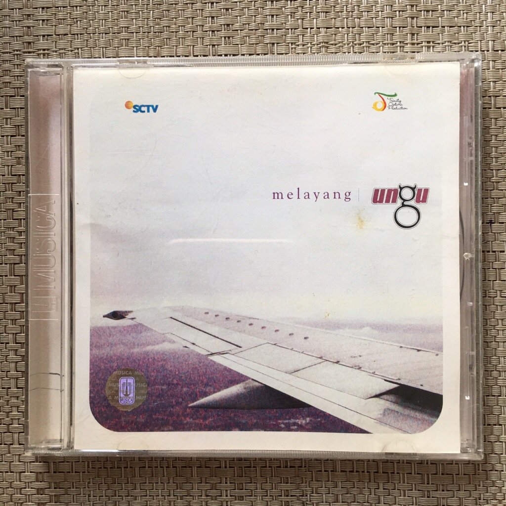 CD Ungu - Melayang