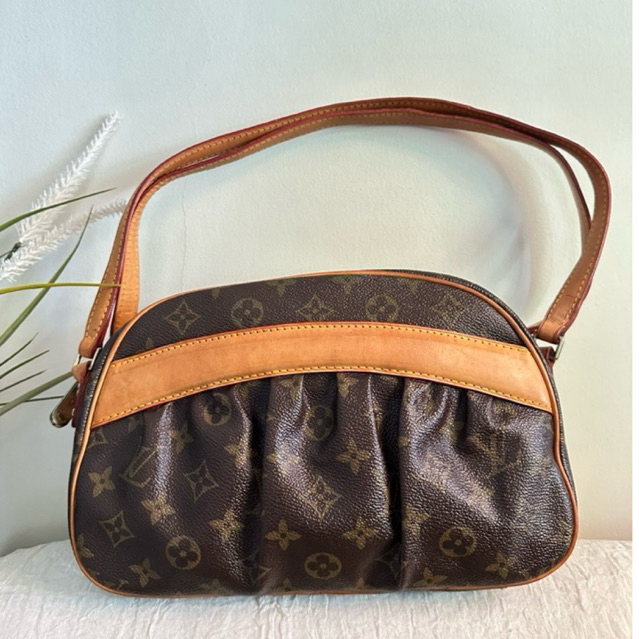 Louis vuitton klara handbag monogram vintage preloved