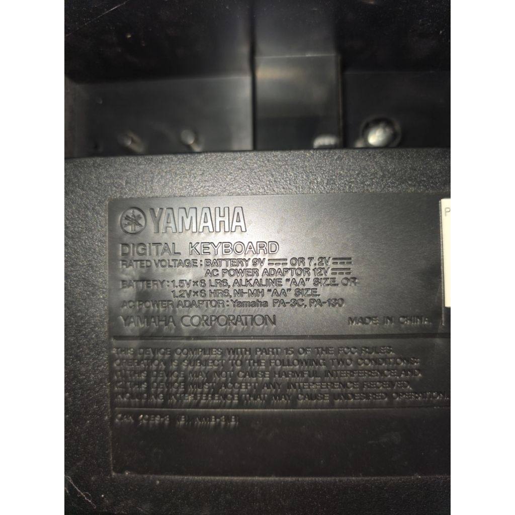 Yamaha Keyboard PSR E273