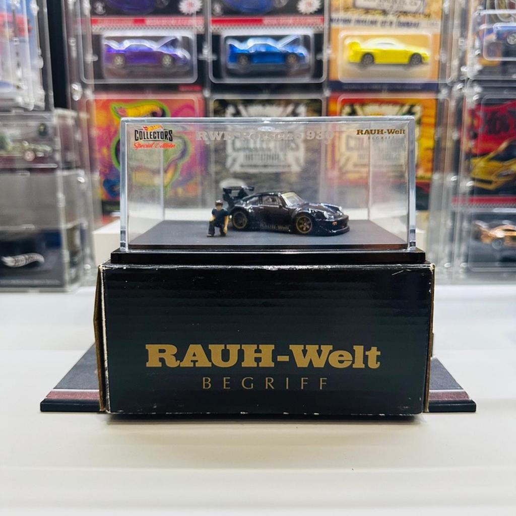 Hotwheels RLC Porsche RWB 930 with Akira Nakai Figure