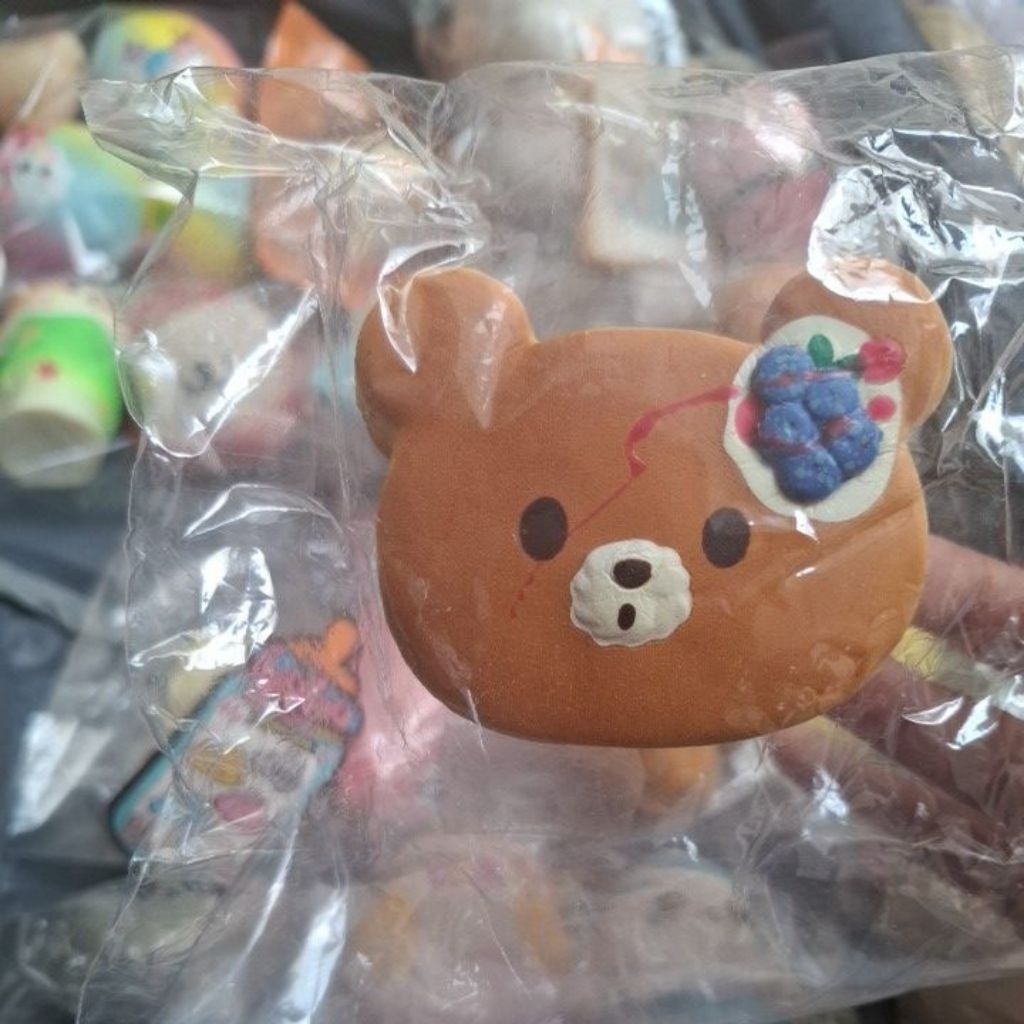 Punimaru mini bear pancake squishy