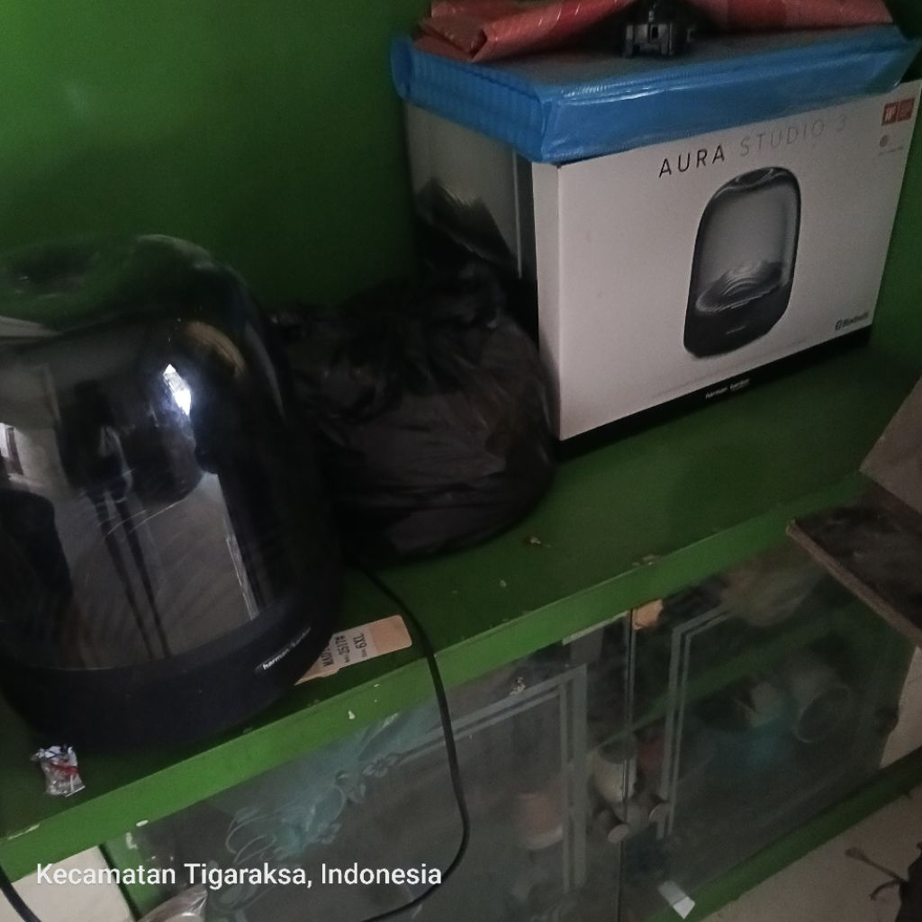 HK aura studio 3