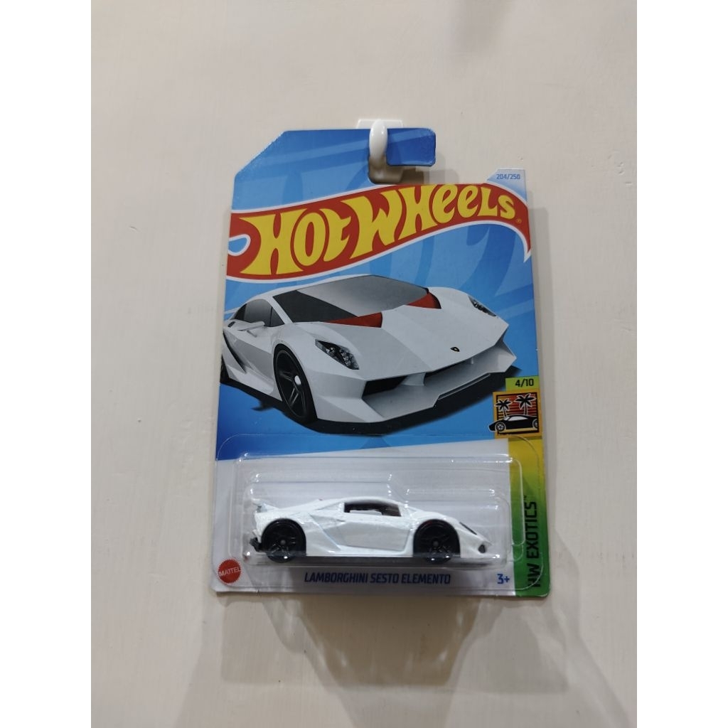 HotWheels Lamborghini Sesto Elemento