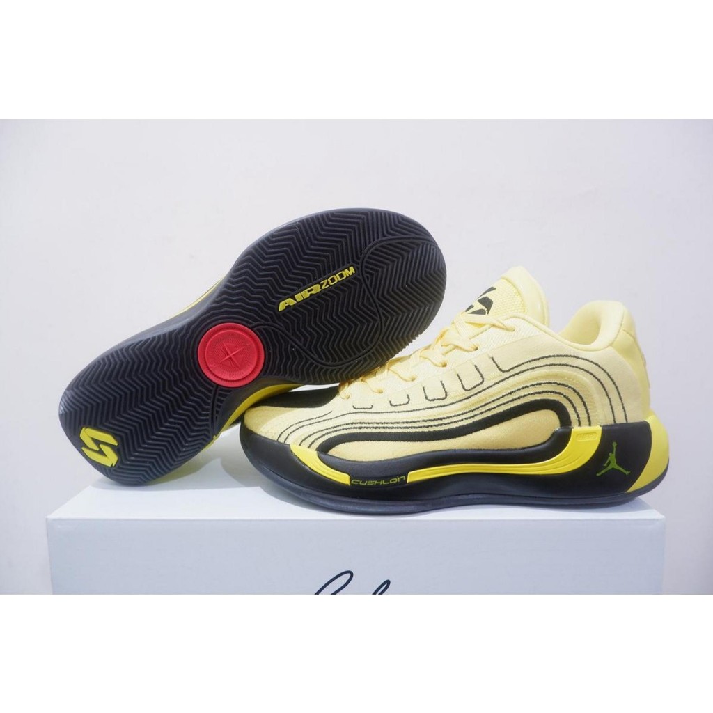 SEPATU BASKET AJ LUKA 4 LOW QUAI 54