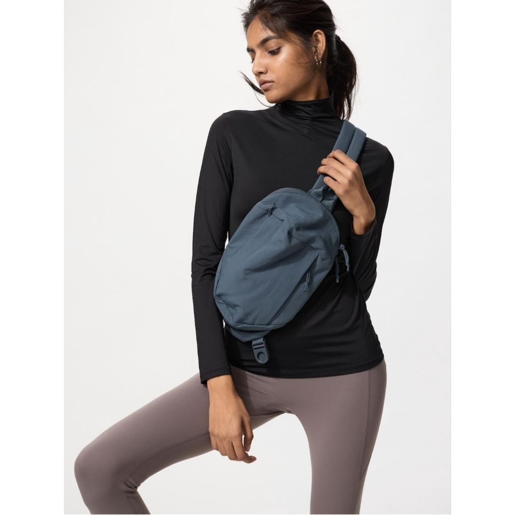 UNIQLO WOMEN - AIRism UV Protection High Neck T-Shirt Long Sleeve
