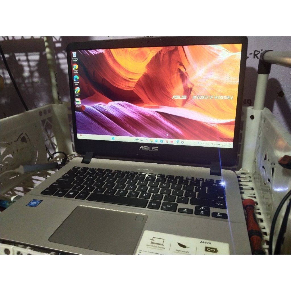 laptop Asus a407m Ram 4 SSD 256 hardis 500gb