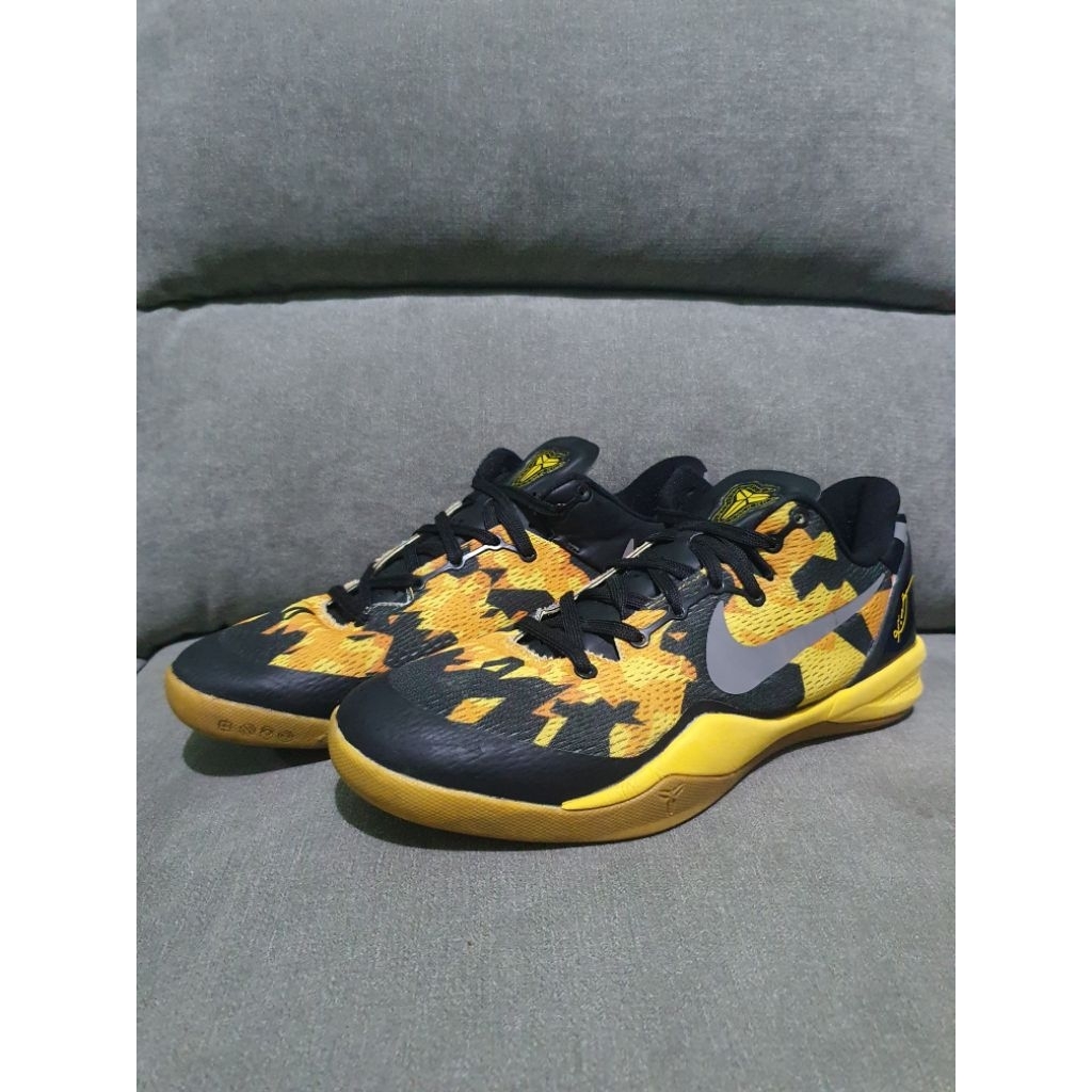Sepatu Basket Second (Size 45)