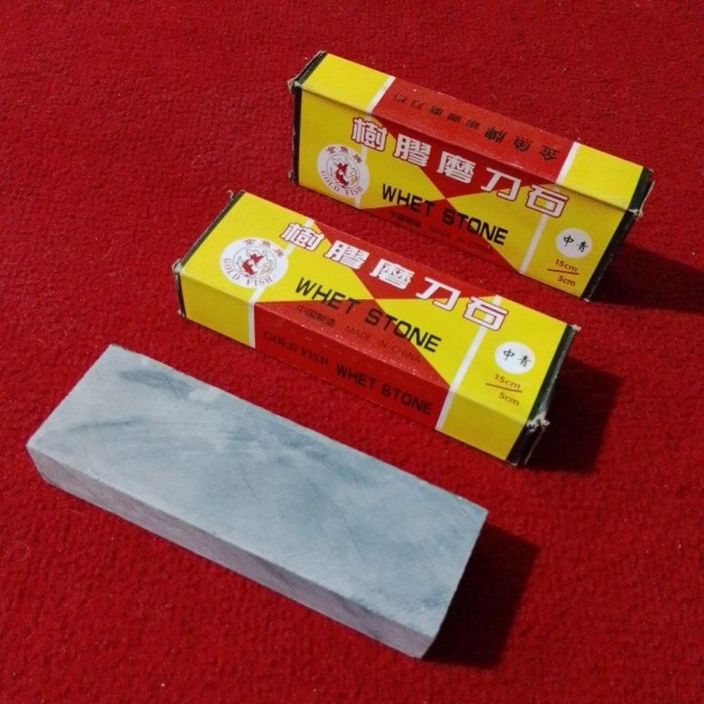 BATU ASAH HALUS GOLD FISH WHET STONE