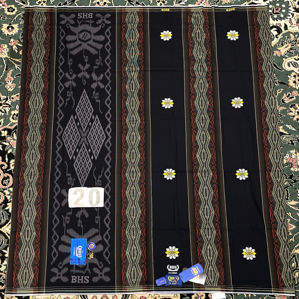 SARUNG BHS CLASSIC GOLD C45 SSF 20 SONGKET SELVEDGE JACQUARD HITAM