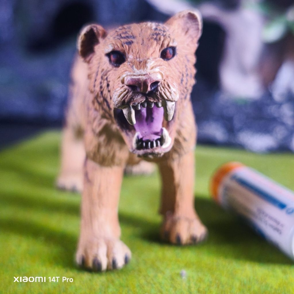 Bullyland Tiger Harimau figure