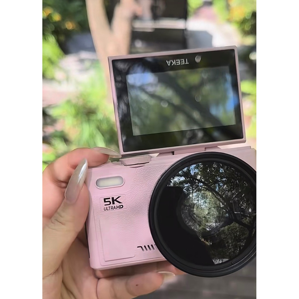 Teeka W1 pink mirrorless digicam