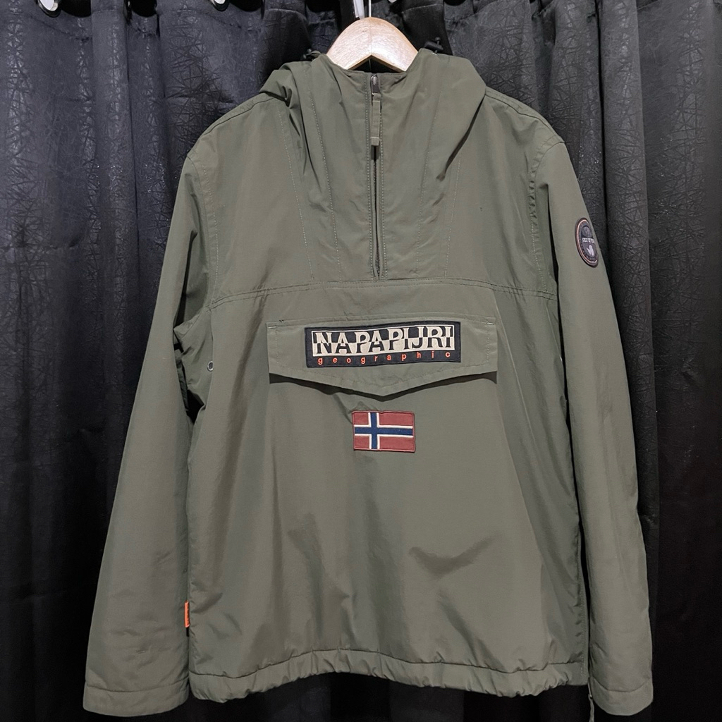 Napapijri Green Olive (Winter) Second