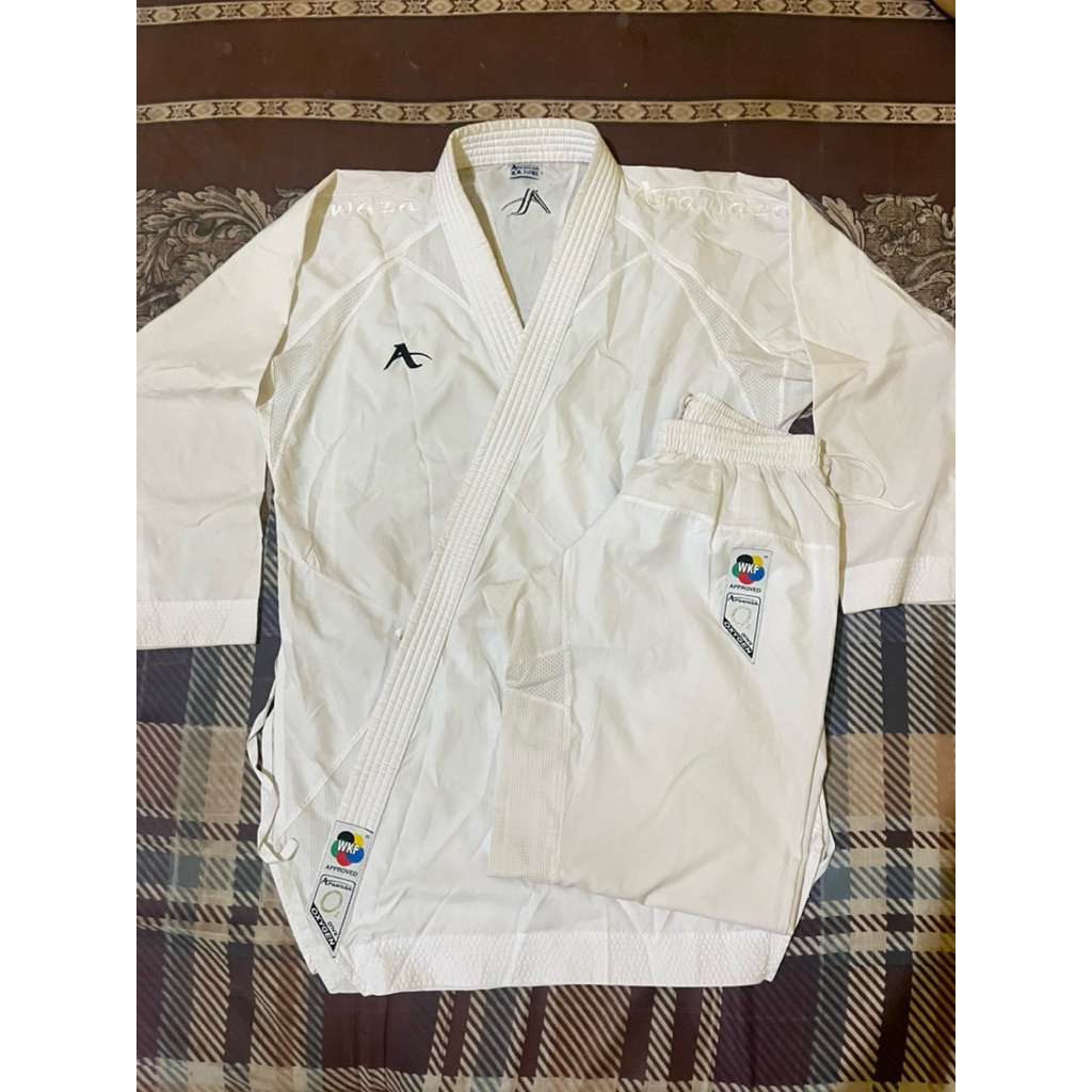 KARte-GI KUKITE ARAWAZA ONYX OXYGEN WKF APPROVED